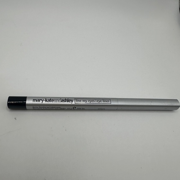 Mary-Kate Line My Eyes Eyeliner – Onyx 🖤✨ - Picture 1 of 4